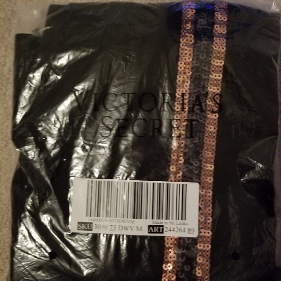 VS Pink Yoga Pants - Picture 4 of 4